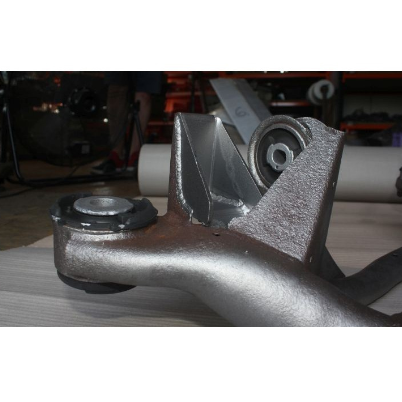 BMW E46 Rear Sway/Stabilizator Bar Reinforcement