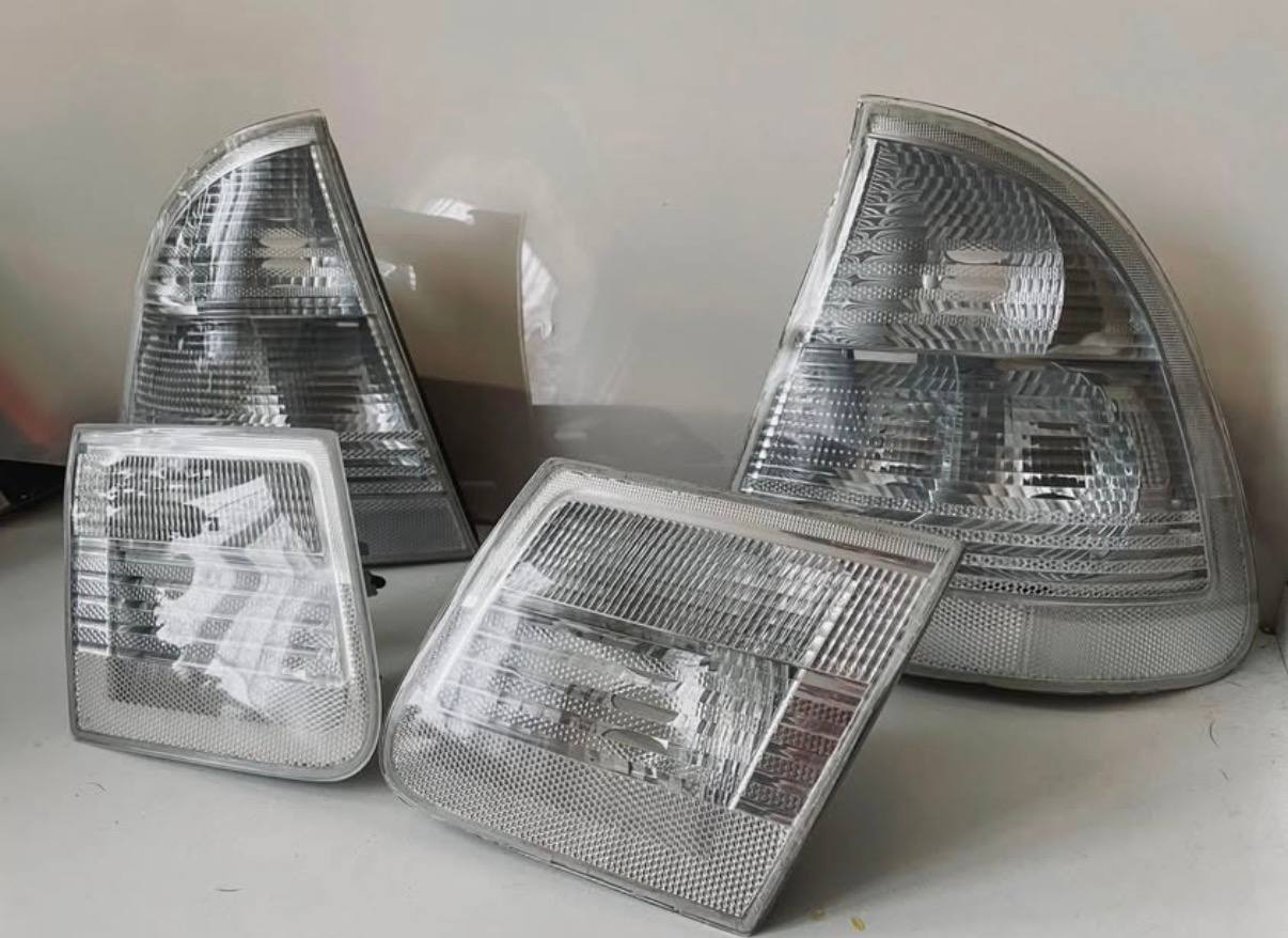 BMW E46 Custom Clear Tail Lights - Touring | Coupe | Sedan